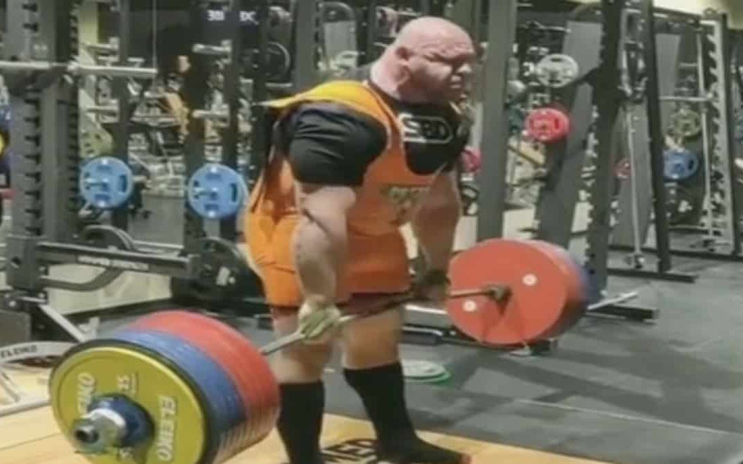 Watch Strongman Ivan Makarov Make a Deadlift Over 1,000 Pounds Look Casual – Breaking Muscle