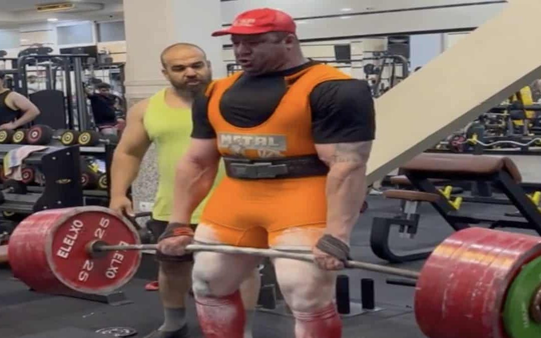 Check Out Peiman Maheripourehir Make A 996-Pound Deadlift Double Seem Effortless – Breaking Muscle