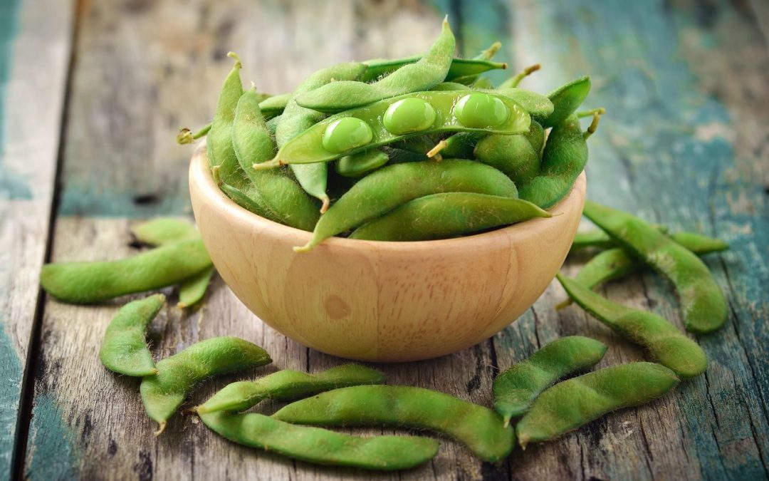 edamame-–-nutrition,-health-benefits-and-risks