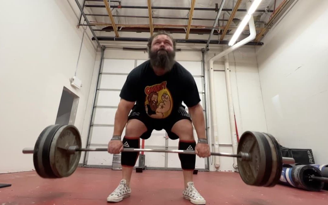 check-out-strongman-robert-oberst's-3-tips-for-a-better-deadlift-–-breaking-muscle