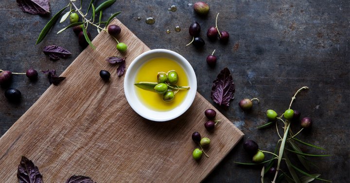 please-stop-making-this-common-mistake-when-choosing-a-healthy-olive-oil