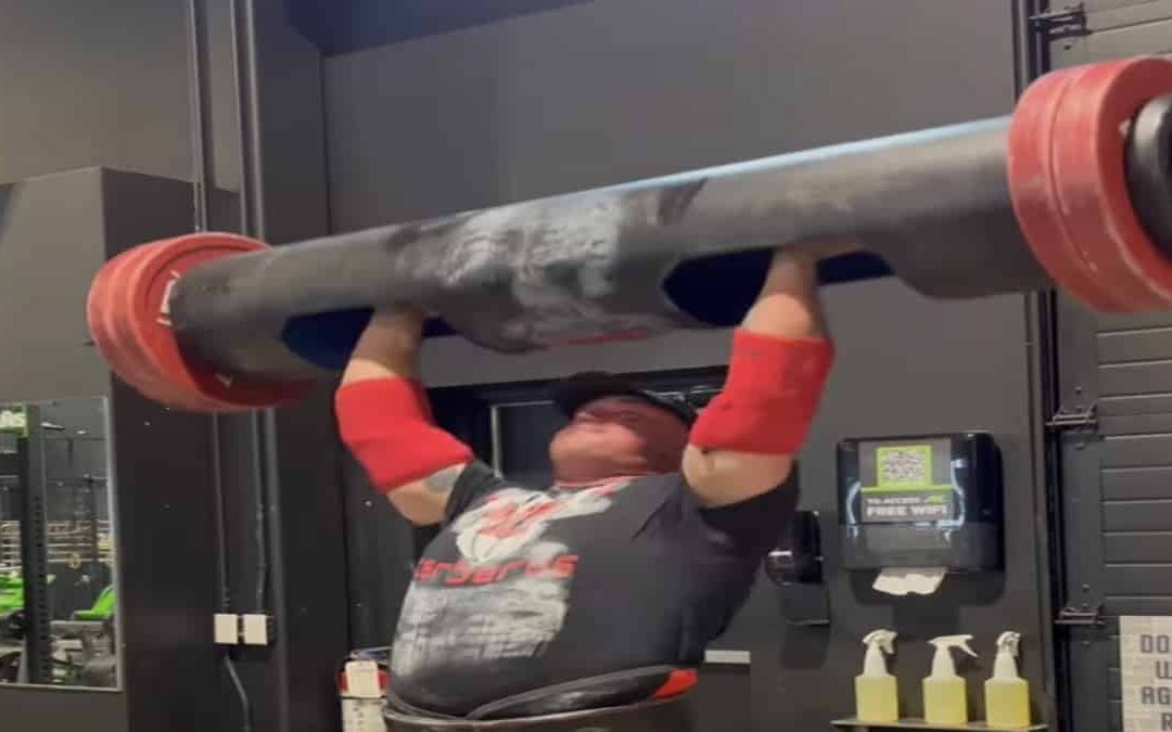 watch-mitchell-hooper-smash-a-406-pound-log-press-for-a-double-pr-–-breaking-muscle