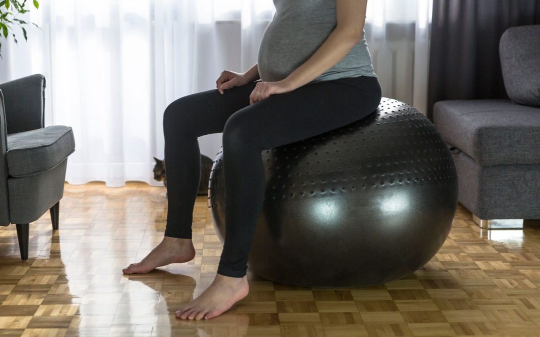 prenatal-back-pain-exercises-–-a-simple-guide