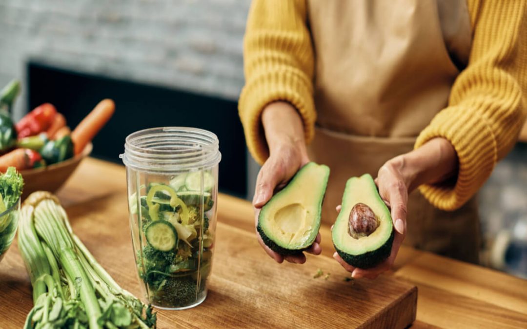 avocado-fruit-–-health-benefits-and-healthy-recipes
