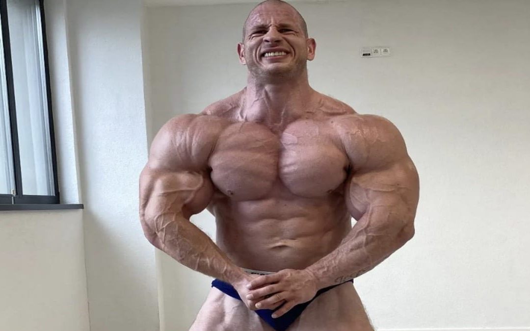 bodybuilder-michal-križanek-weighs-a-colossal-293-pounds-in-latest-physique-update