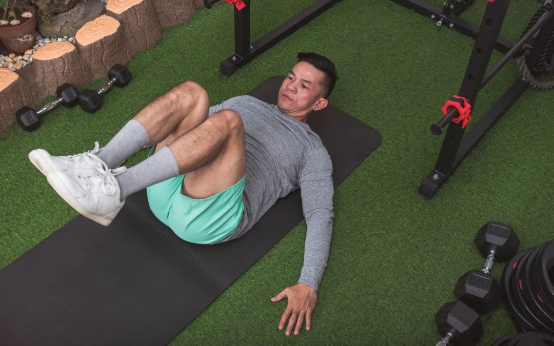 How to Do the Reverse Crunch for Strong, Well-Developed Abs
