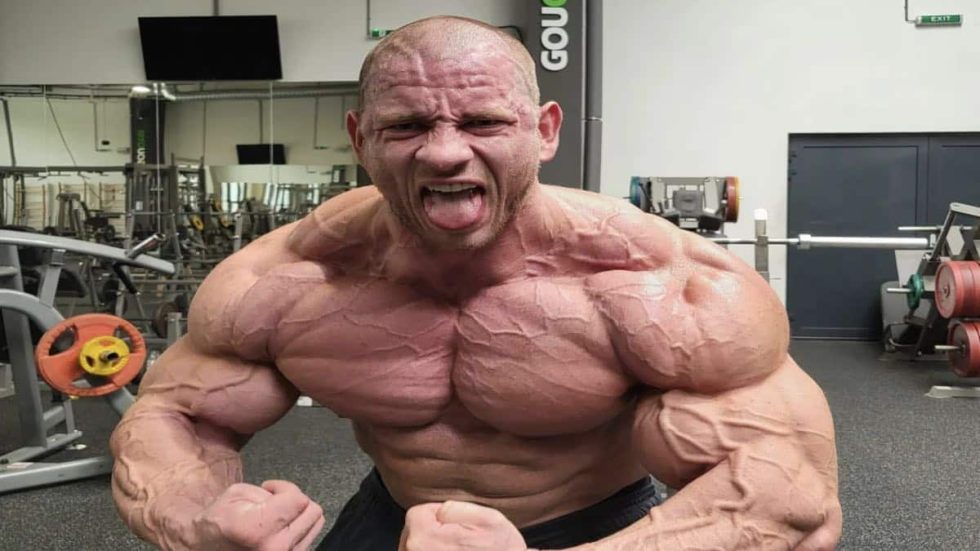 bodybuilder michal križánek looks shredded before his ifbb pro league