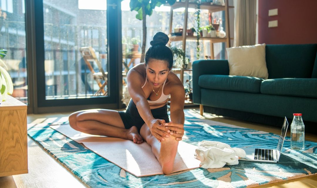 13 Yoga Apps That’ll Let You Flow Anywhere