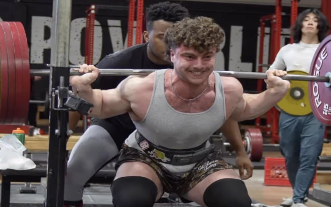 powerlifter-jacob-green-hit-a-squat-pr-of-254.9-kilograms-(562-pounds)-with-a-three-second-negative-–-breaking-muscle