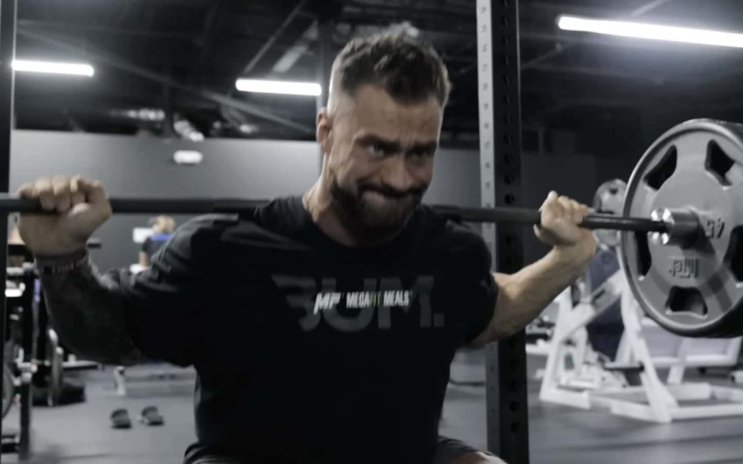 Chris Bumstead Discusses His Biceps Health, Puts His Legs Through the Wringer – Breaking Muscle