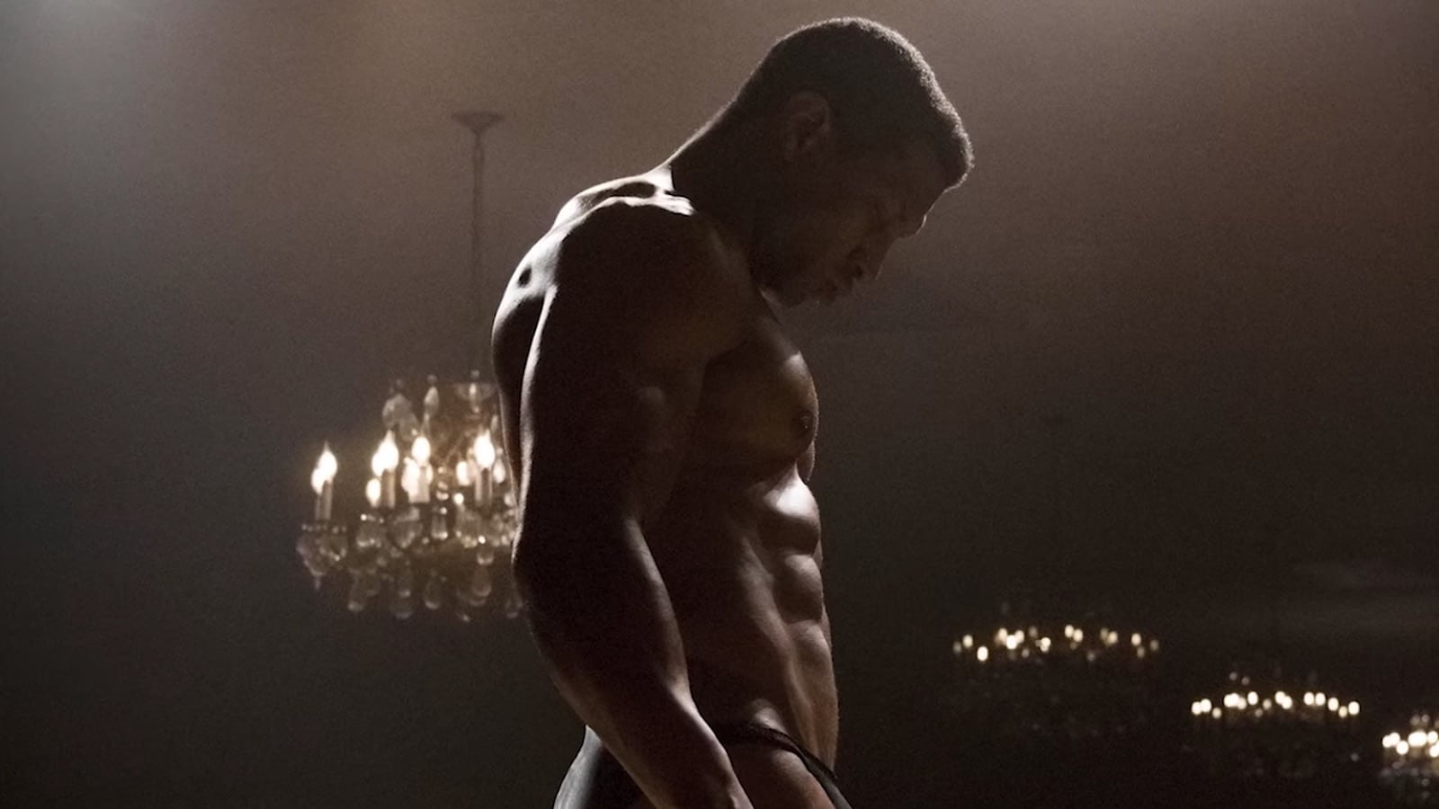 actor-jonathan-majors-ate-6,100-calories-a-day-to-become-a-bodybuilder-in-“magazine-dreams”-–-breaking-muscle
