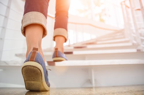 Climbing Stairs for Weight Loss – Expert's Guide