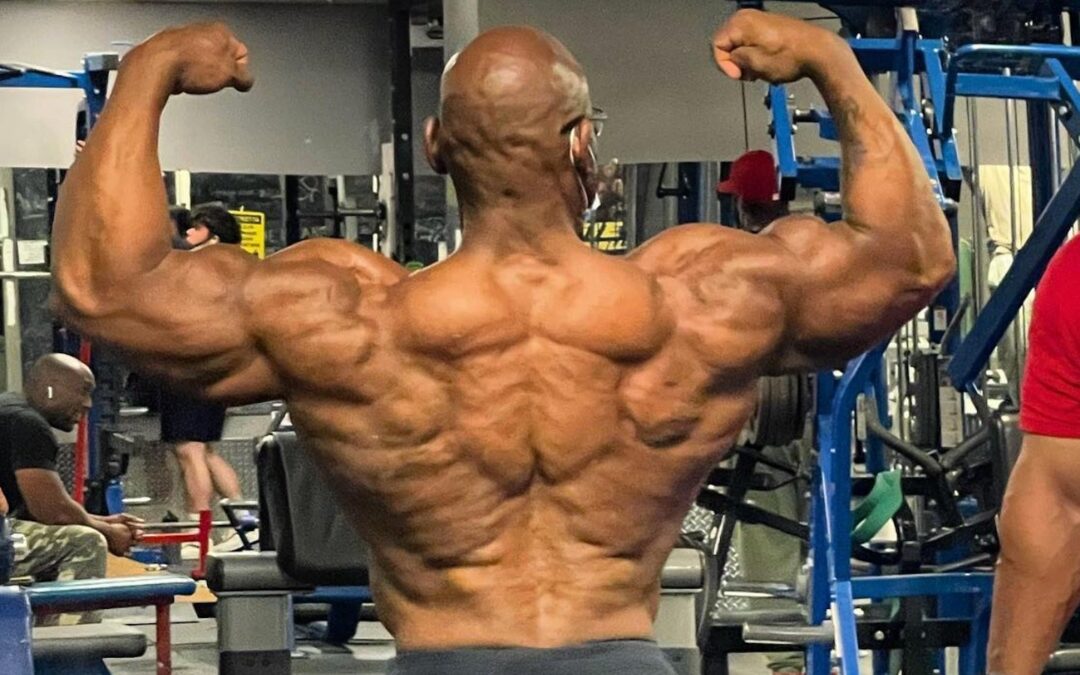 captivating-bodybuilder-fred-“biggie”-smalls-trains-arms-for-2023-masters-olympia-–-breaking-muscle