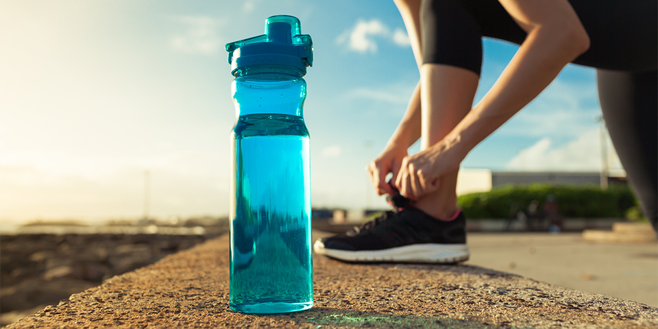 10 Best Water Bottles for Staying Hydrated On the Go