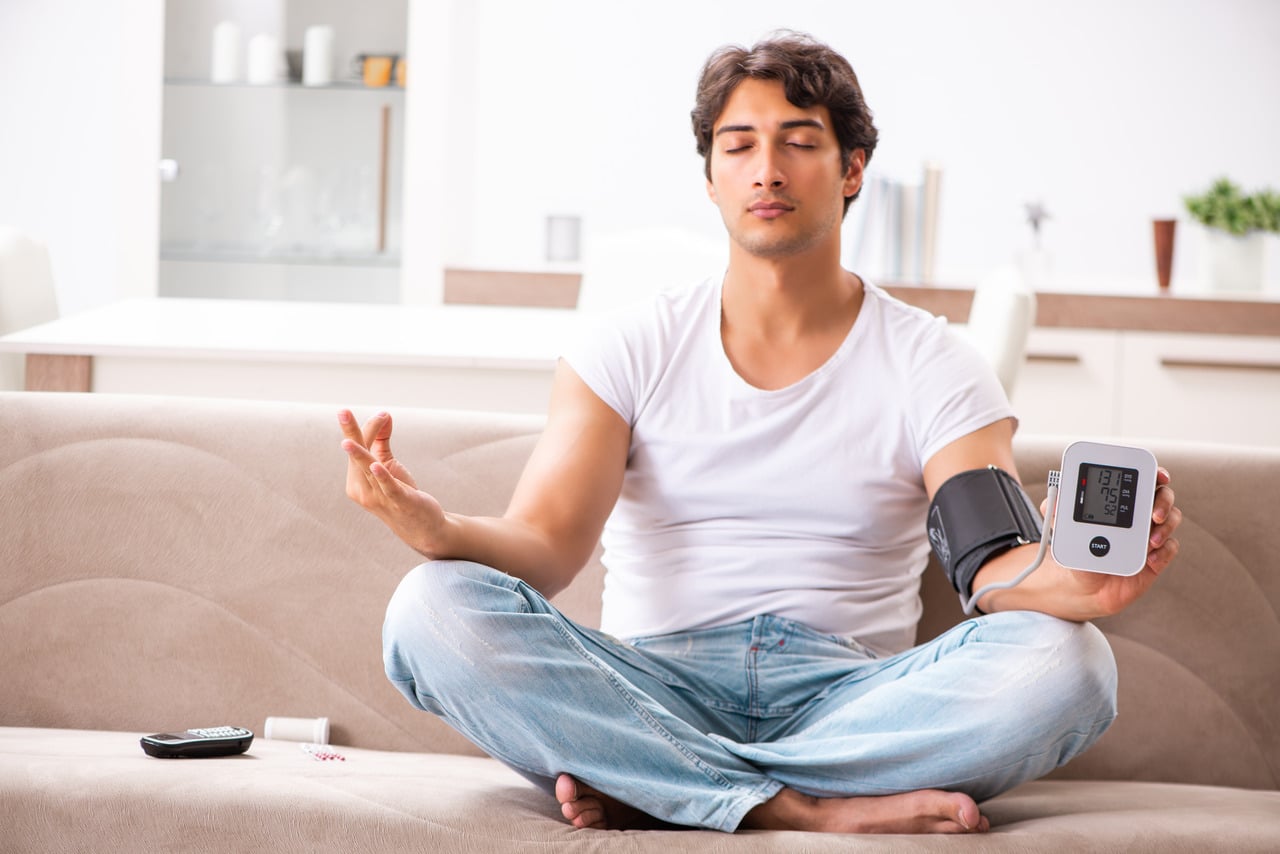yoga-for-high-blood-pressure:-healthifyme