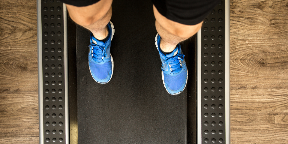 The Fix for Your Knee Pain Is… Walking Backward?